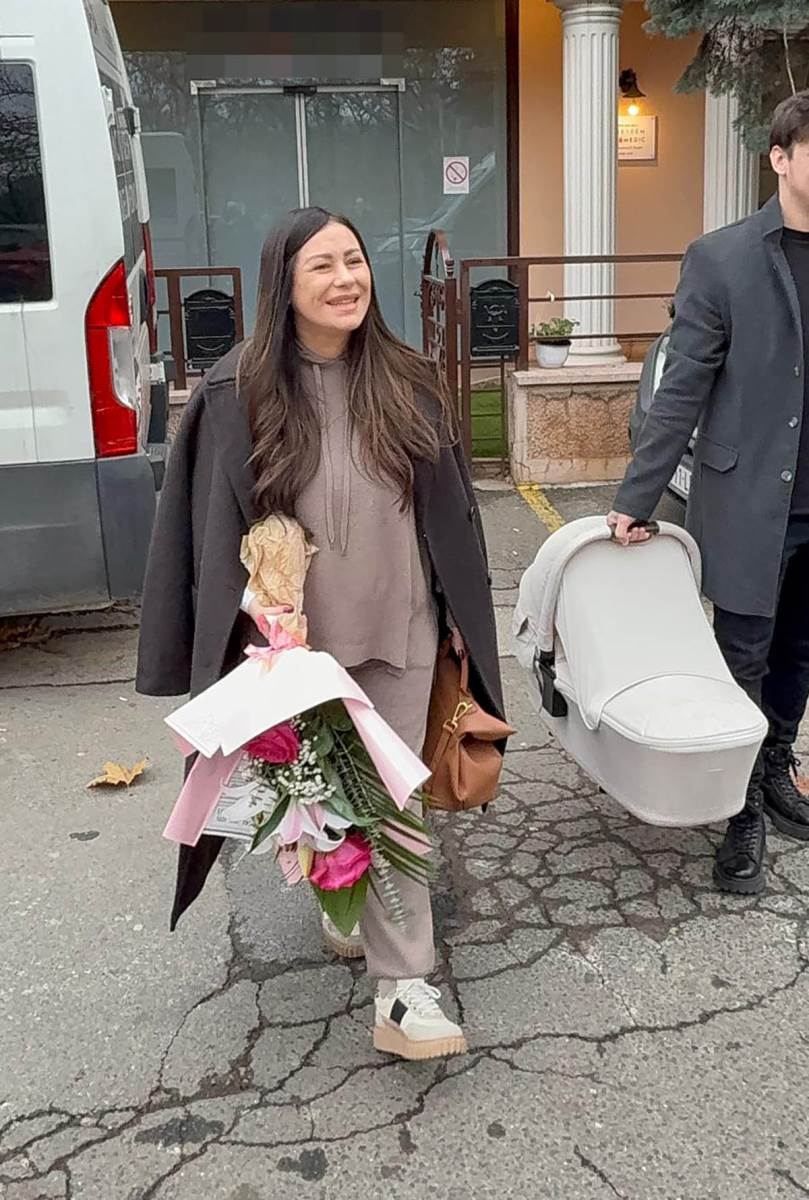 Aleksandru Bursać izveo muž iz porodilišta (12).jpg