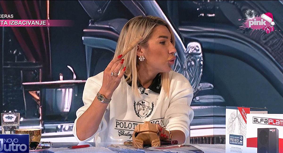 Jovana Jeremić strugala po žabi u emisiji,  nazvala sebe vešticom sa Pinka