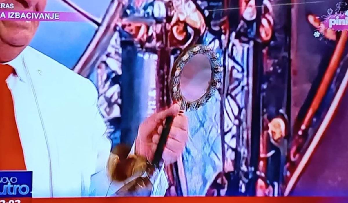 Jovana Jeremić žaba emisija 3.jpg