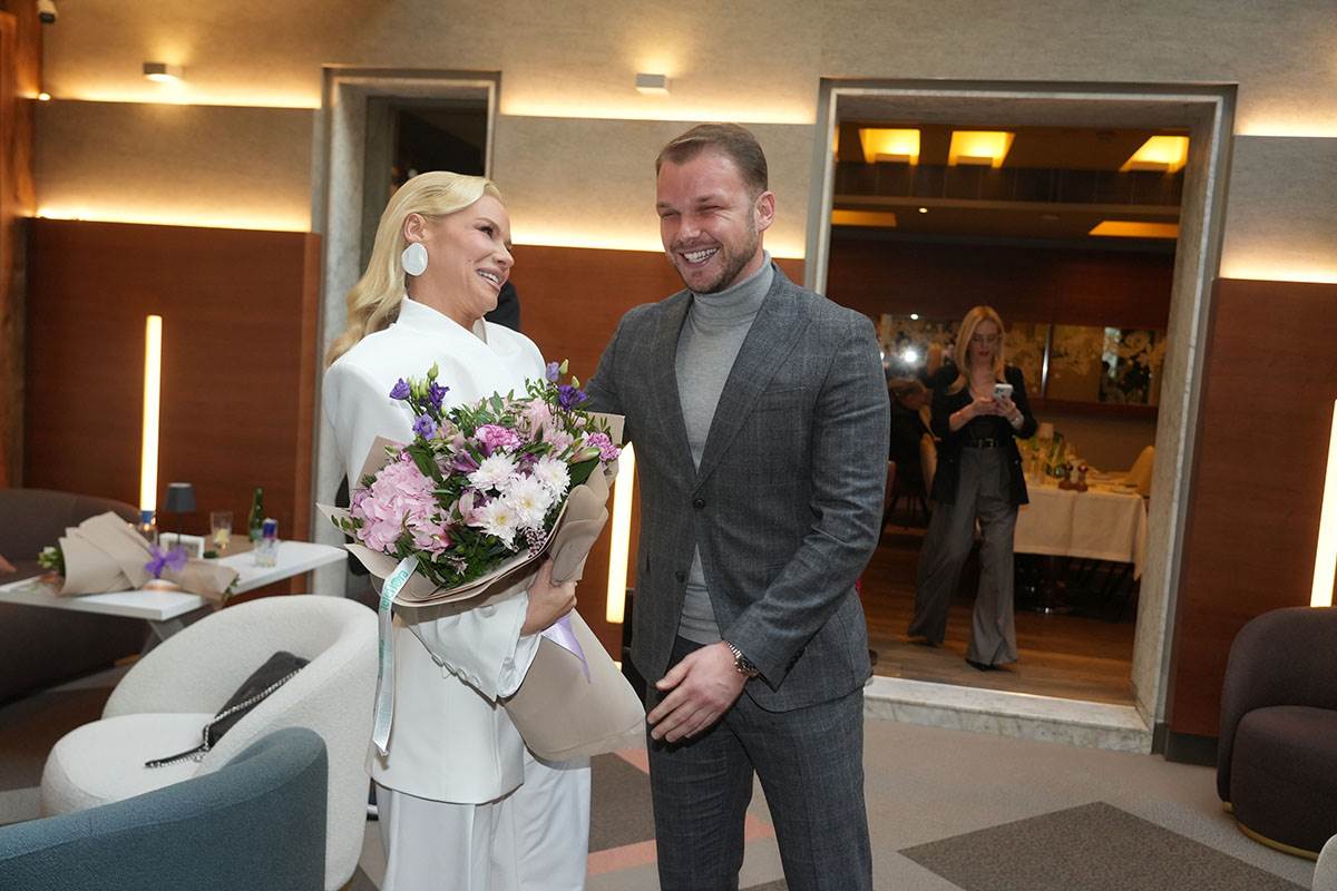 Nataša Bekvalac i Draško Stanivuković (3).jpg