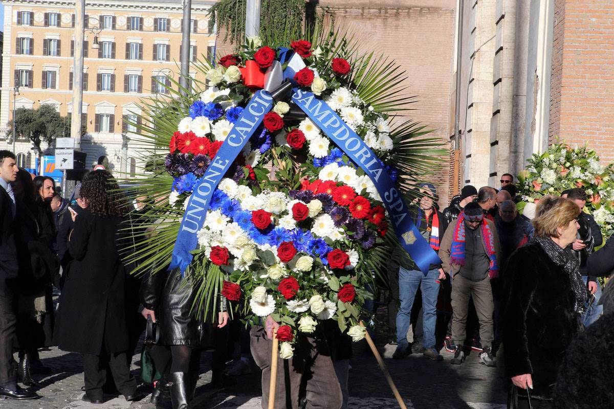 siniša mihajlovic sahrana (1).jpg