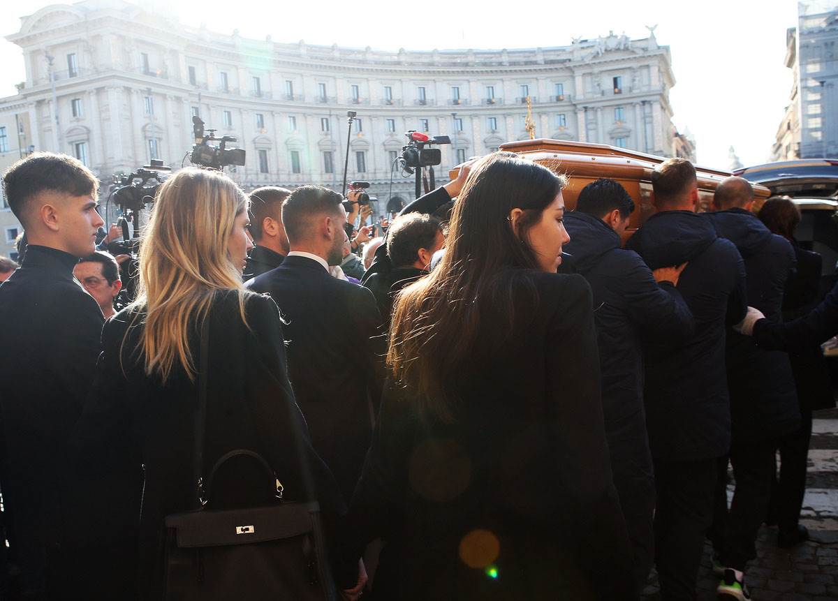 siniša mihajlovic sahrana (7).jpg