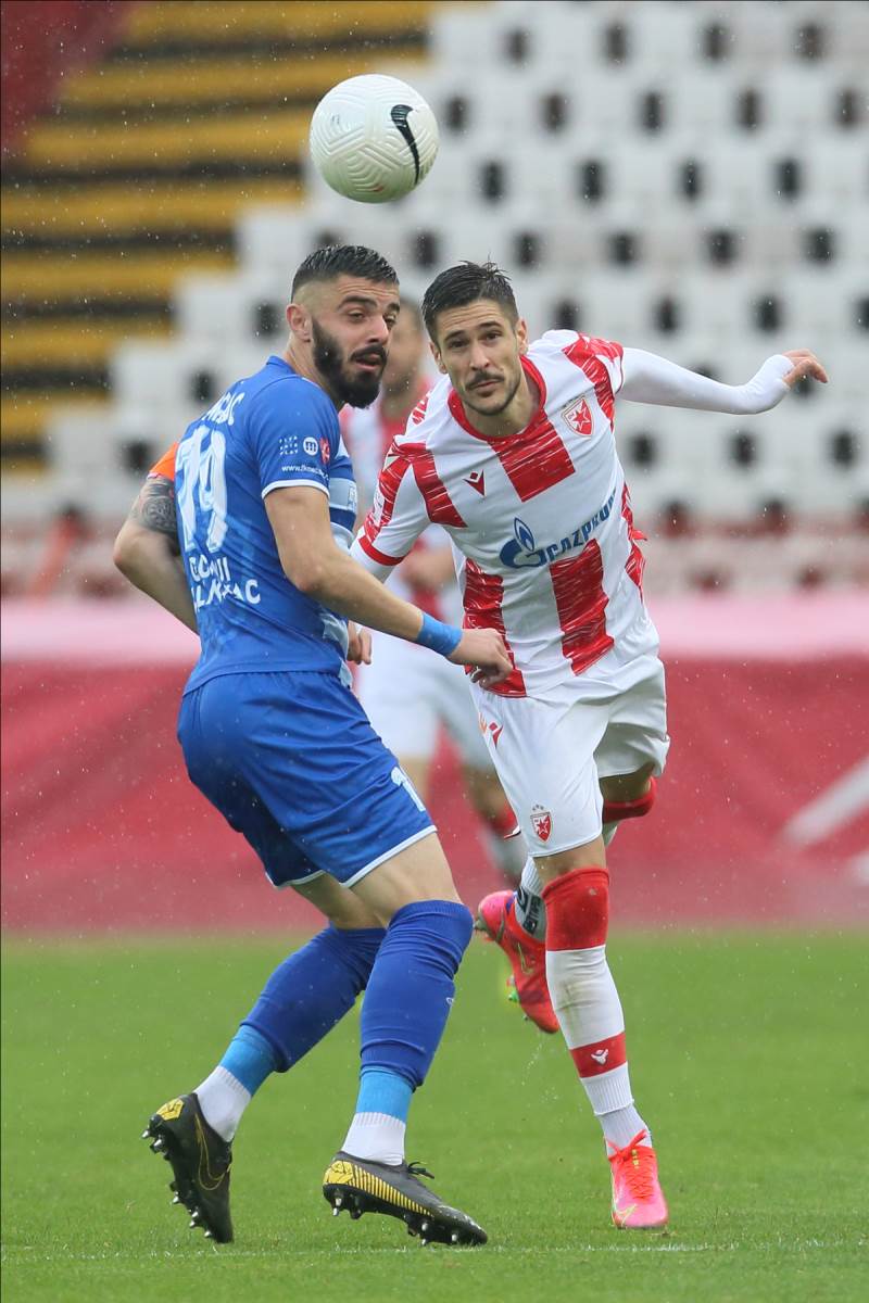 Dijego Falćineli igra glavom u Zvezdi