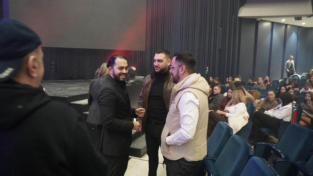 Adil na koncertu (1).jpg