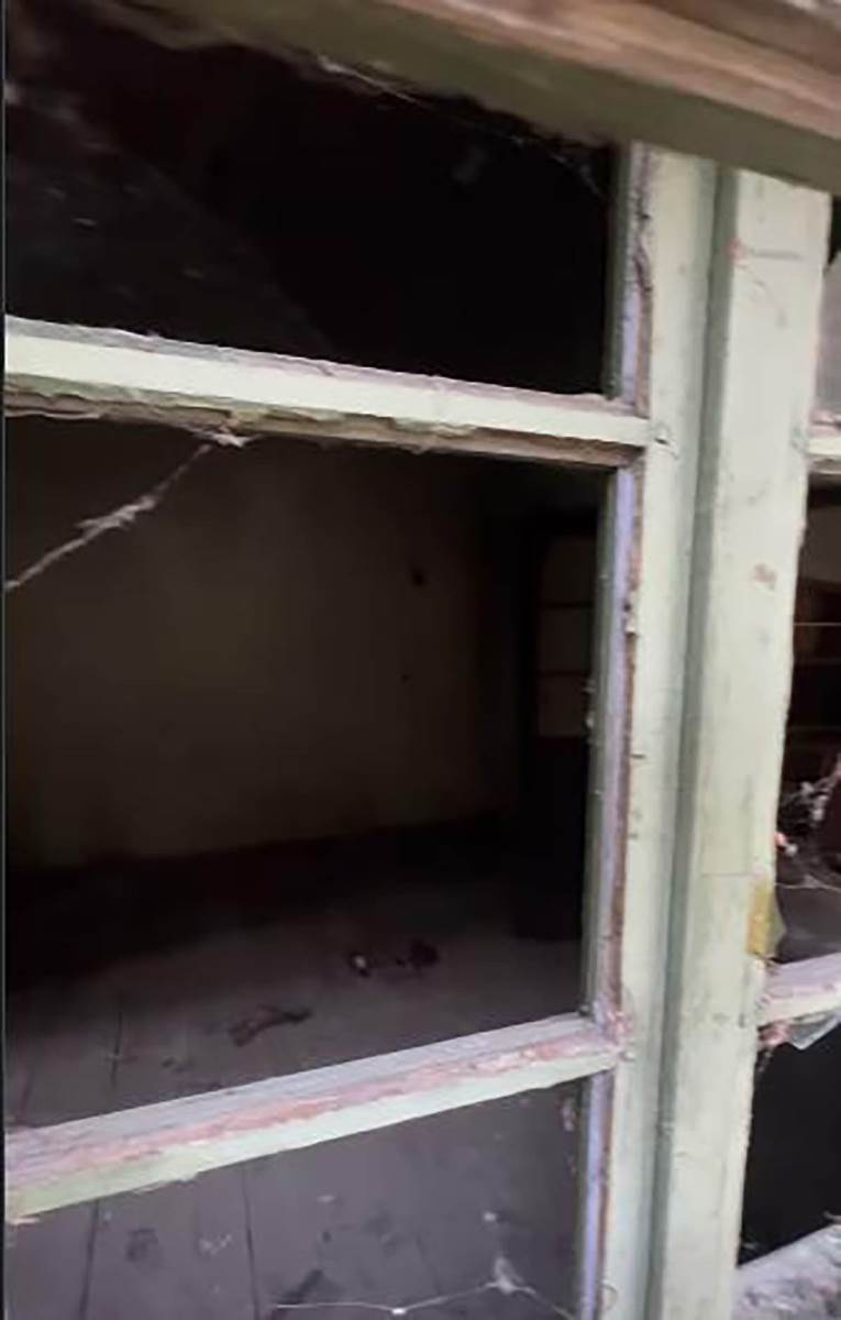 Kuća Bilija Pitona iz filma Maratonci trče počasni krug (6).jpg