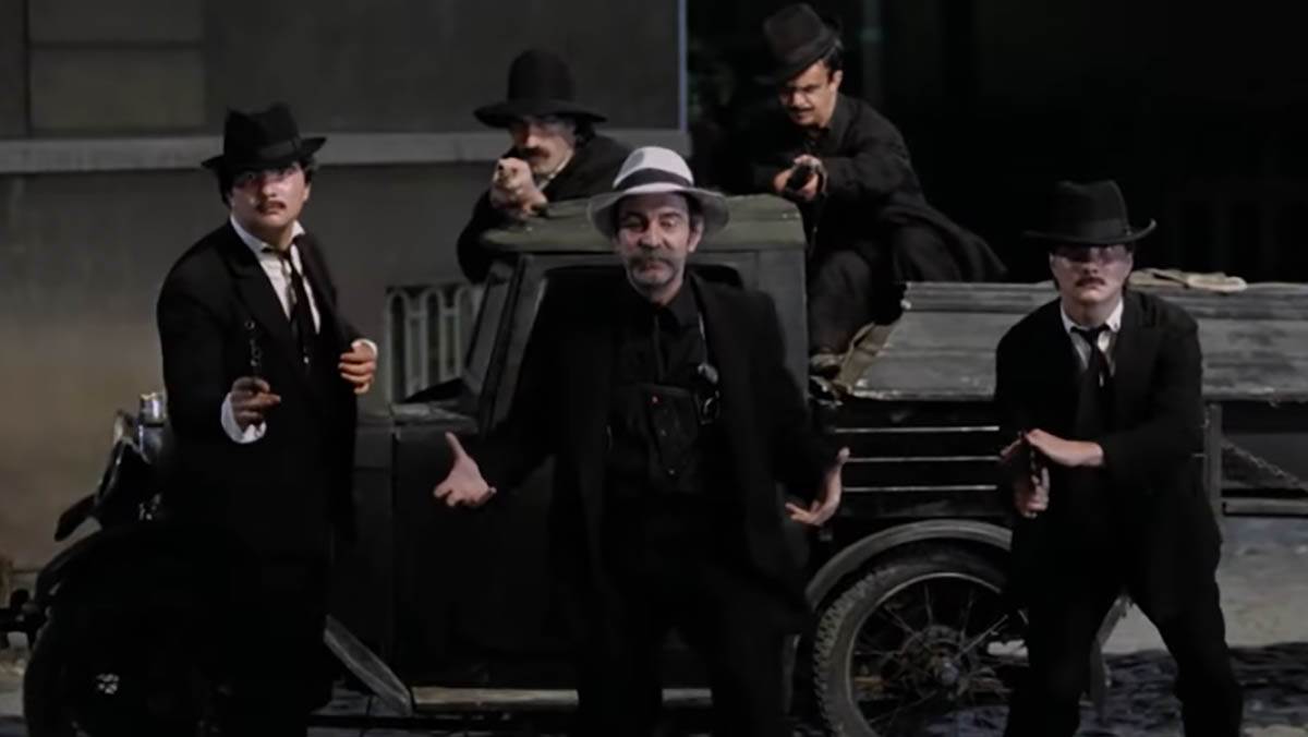 Maratonci trče počasni krug (3).jpg