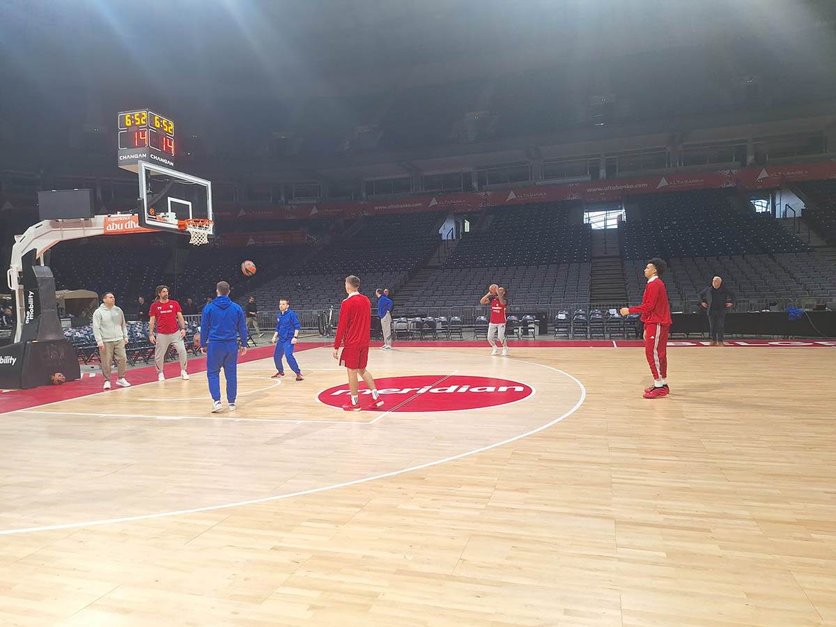 Trening kosarkasa Crvene zvezde (1).jpg