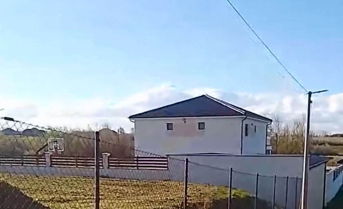 Adil Maksutović vila nadomak Beograda (3).jpg