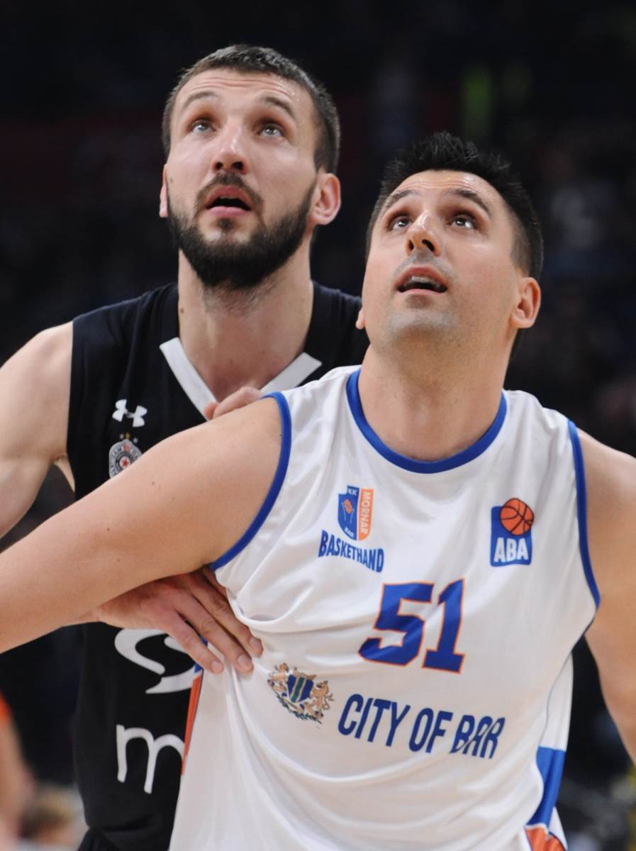 Milko Bjelica u dresu Mornara iz Bara