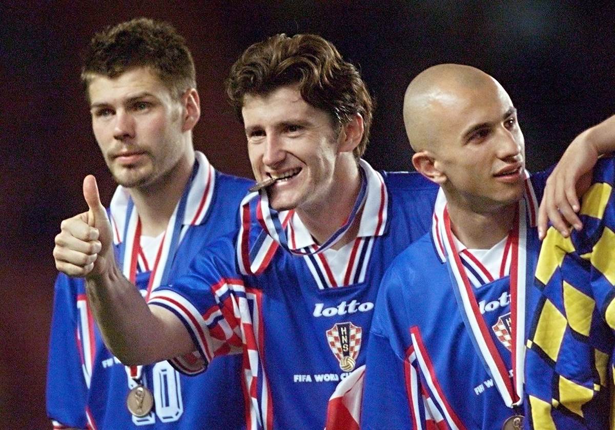 Zvonimir Boban i Davor Šuker slave bronzu na Svetskom prvenstvu 1998