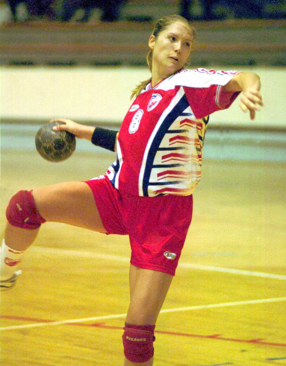 Andrijana Budimir Crvena zvezda (3).jpg