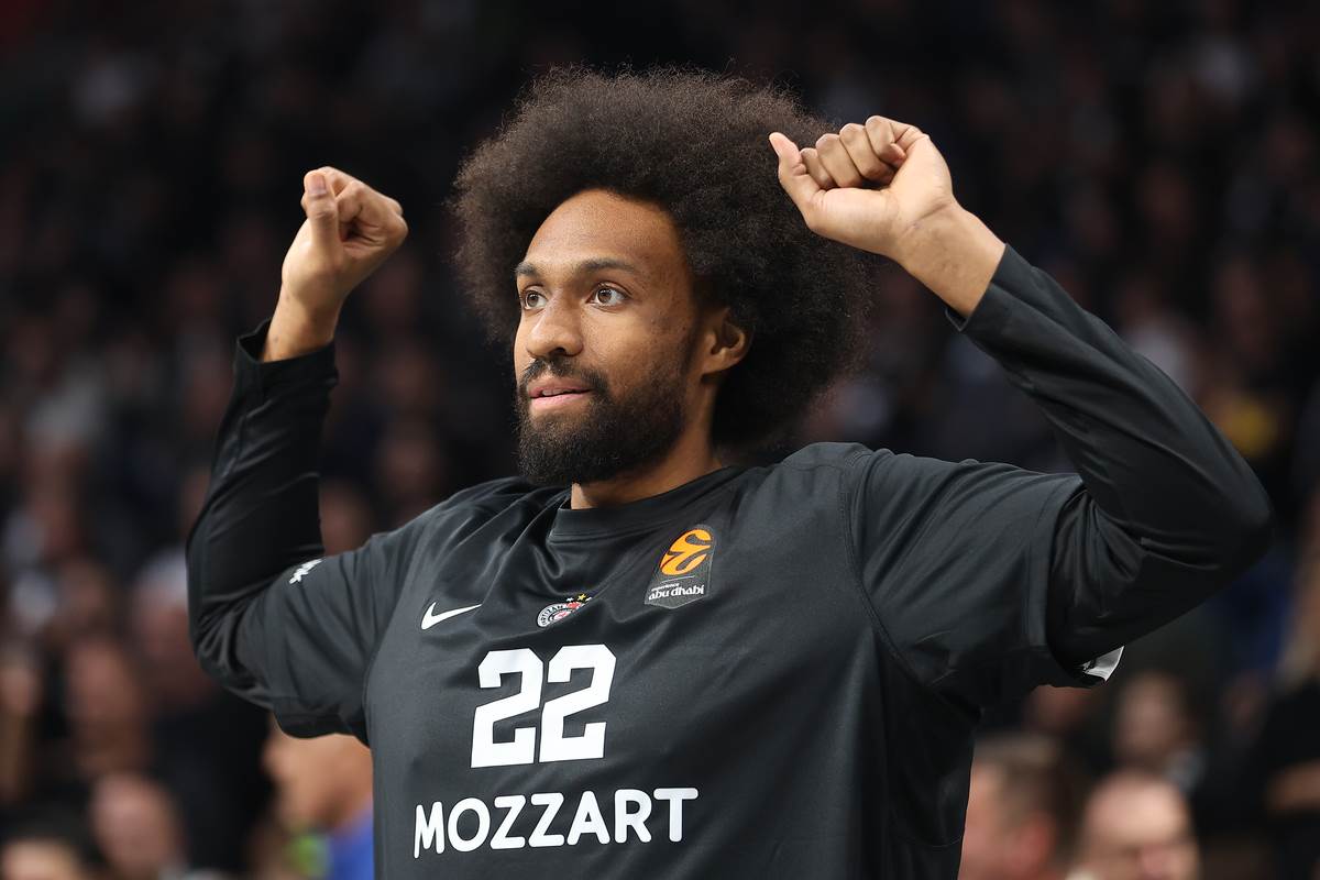 Džabari Parker na meču Partizana