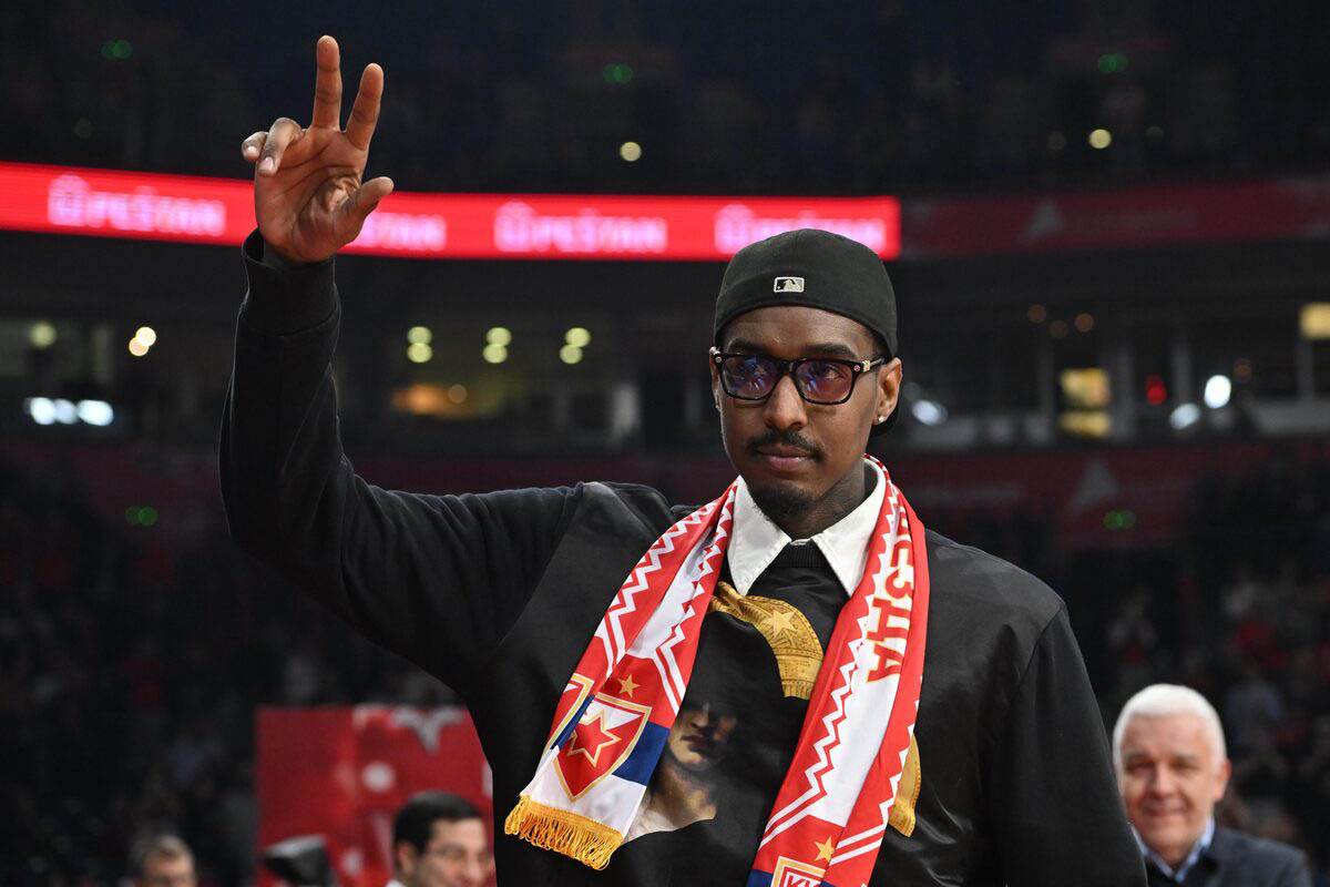 Crvena Zvezda - Virtus Bolonja (1).jpg