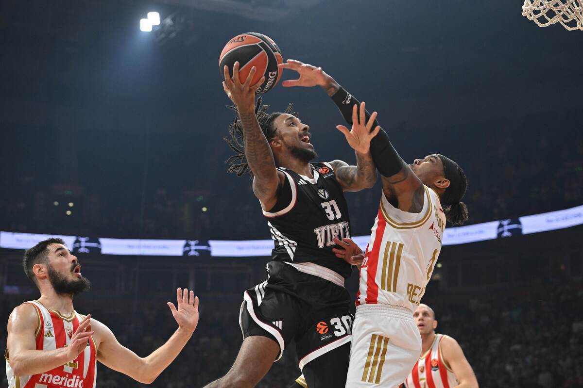 Crvena Zvezda - Virtus Bolonja (10).jpg