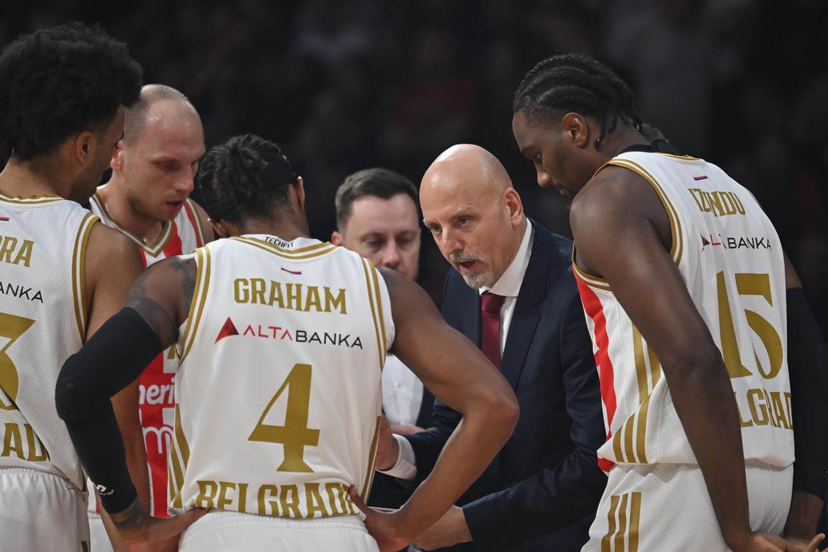 Crvena Zvezda - Virtus Bolonja (14).jpg