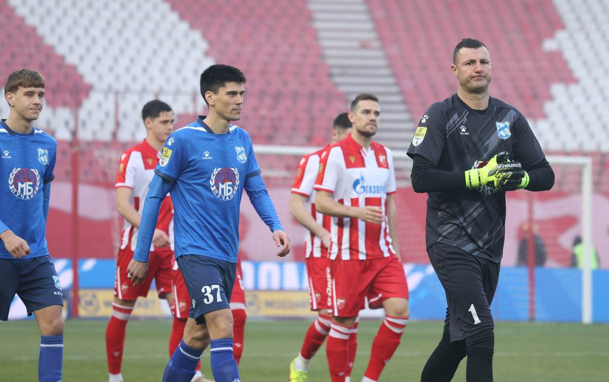 Crvena Zvezda - Mladost Lučani (5).jpg