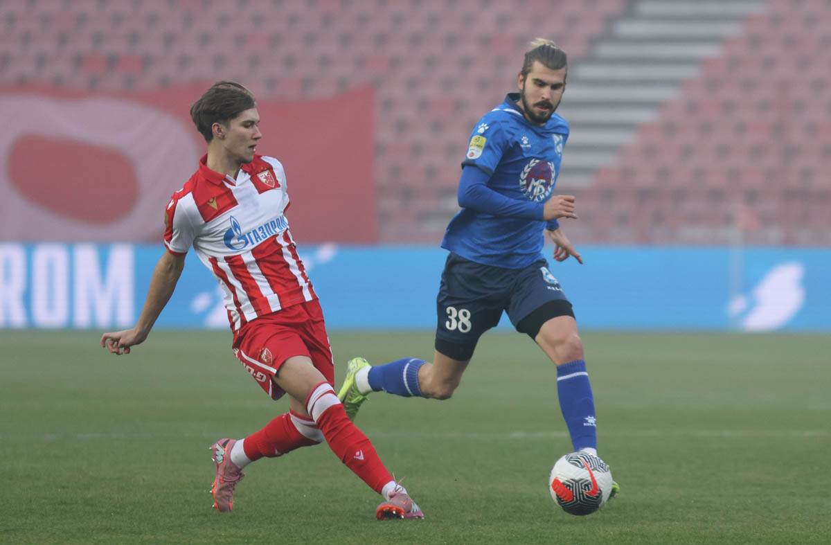 Crvena Zvezda - Mladost Lučani (12).jpg