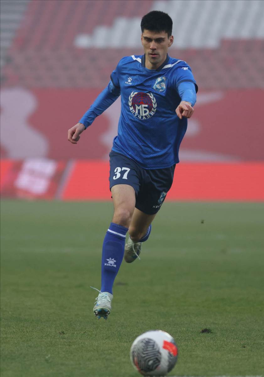 Crvena Zvezda - Mladost Lučani (15).jpg