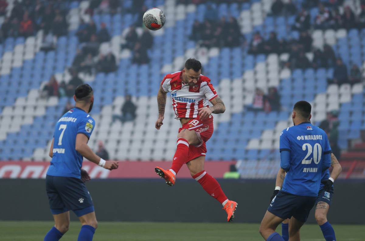Crvena Zvezda - Mladost Lučani (4).jpg