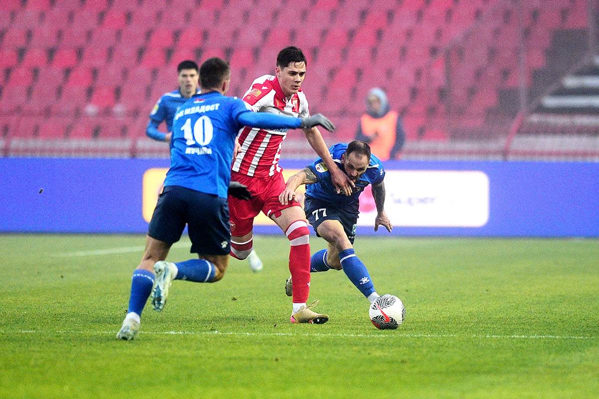 Crvena Zvezda - Mladost Lučani (4).jpg