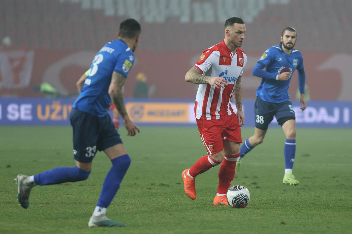 Crvena Zvezda - Mladost Lučani (4).jpg