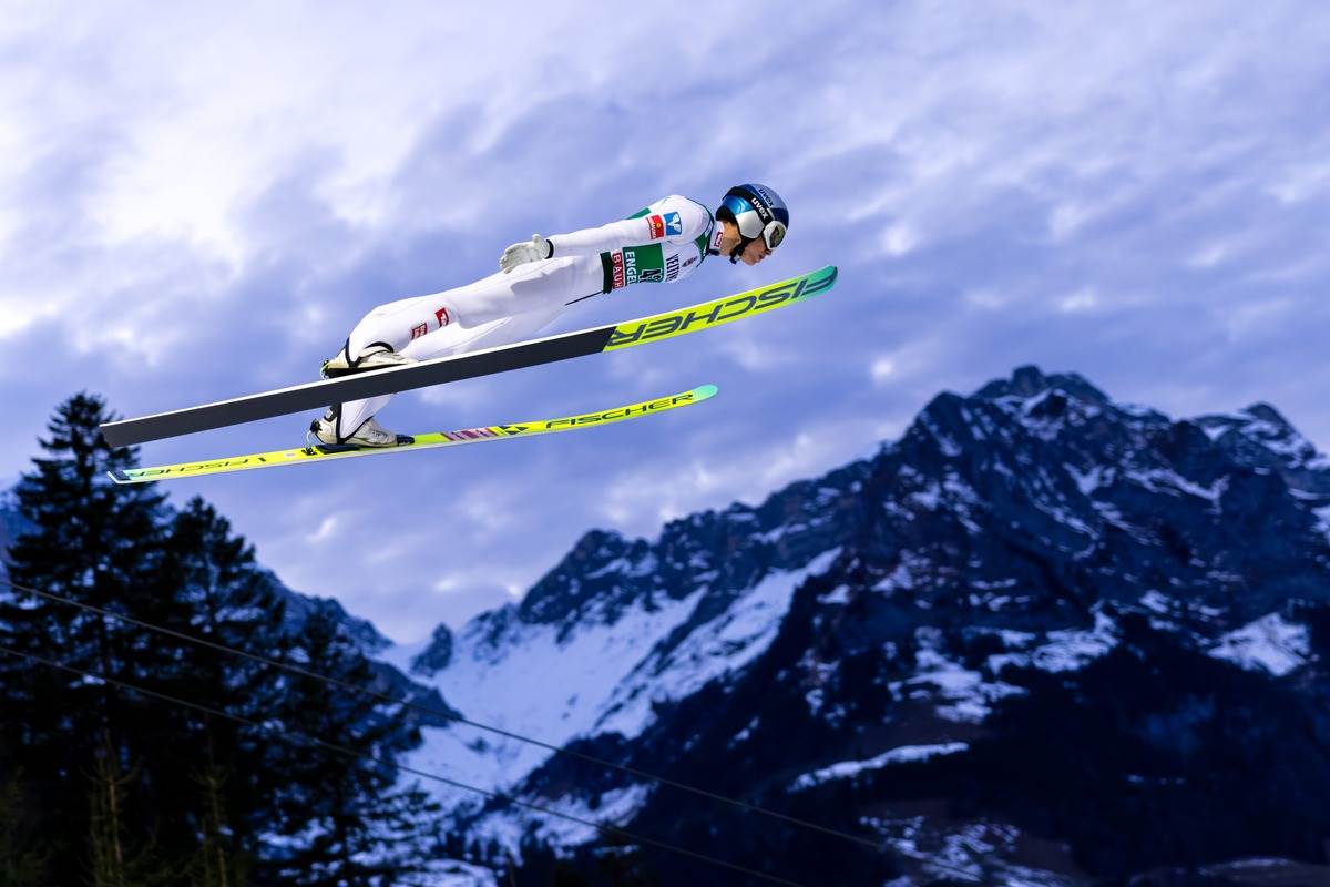 Stefan Embaher skače u Švajcarskoj