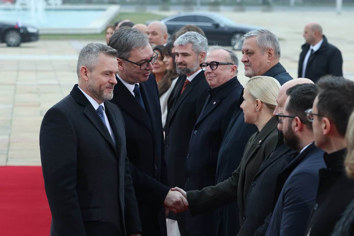 Doček slovačkog predsednika Petera Pelegrinija (6).jpg