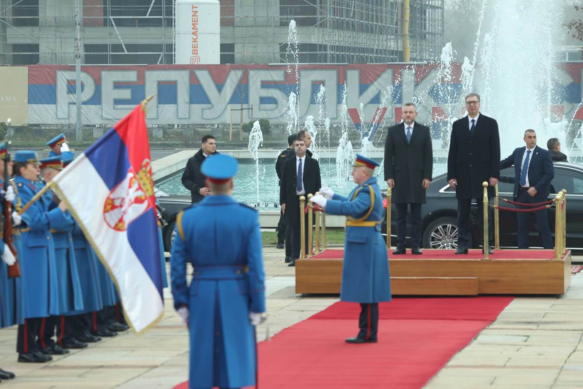 Doček slovačkog predsednika Petera Pelegrinija (14).jpg