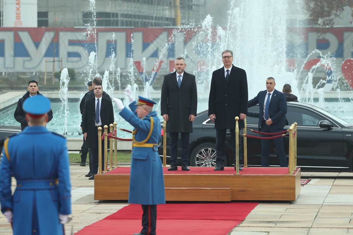 Doček slovačkog predsednika Petera Pelegrinija (17).jpg