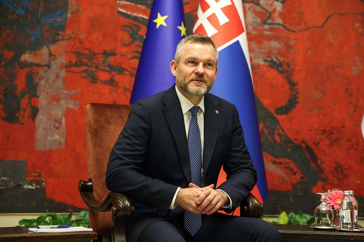 Aleksandar Vučić i Peter Pelegrini (1).jpg