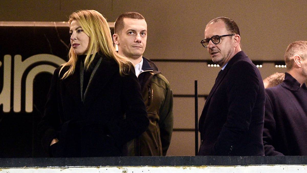 Predrag Mijatović i Milka Forcan u loži stadiona Partizana