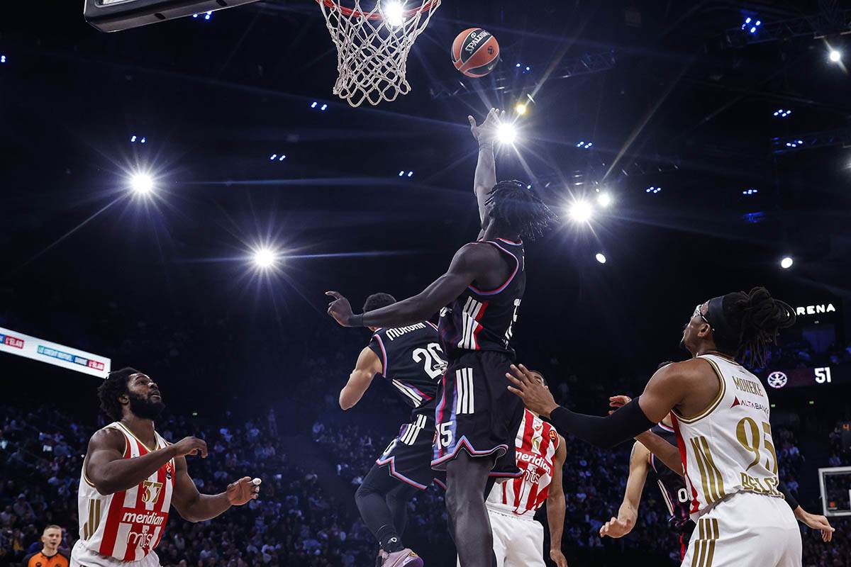 Pariz - Crvena Zvezda (6).jpg