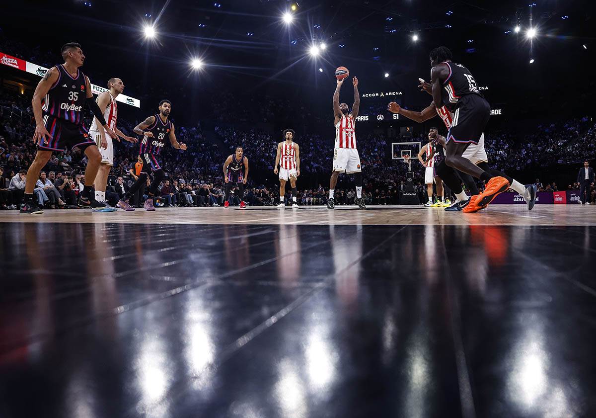 Pariz - Crvena Zvezda (7).jpg