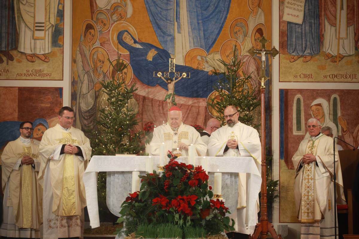 Božićna misa u Beogradu (14).jpg