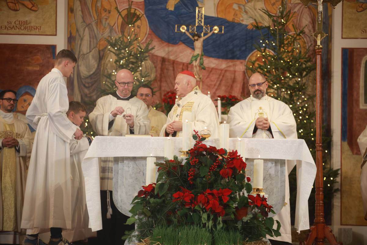Božićna misa u Beogradu (15).jpg