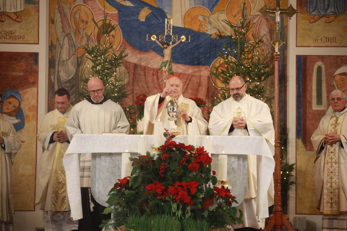 Božićna misa u Beogradu (17).jpg