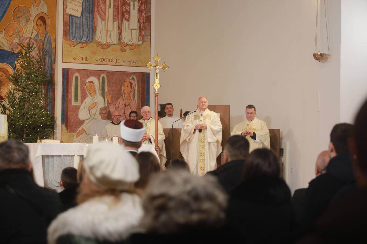 Božićna misa u Beogradu (19).jpg