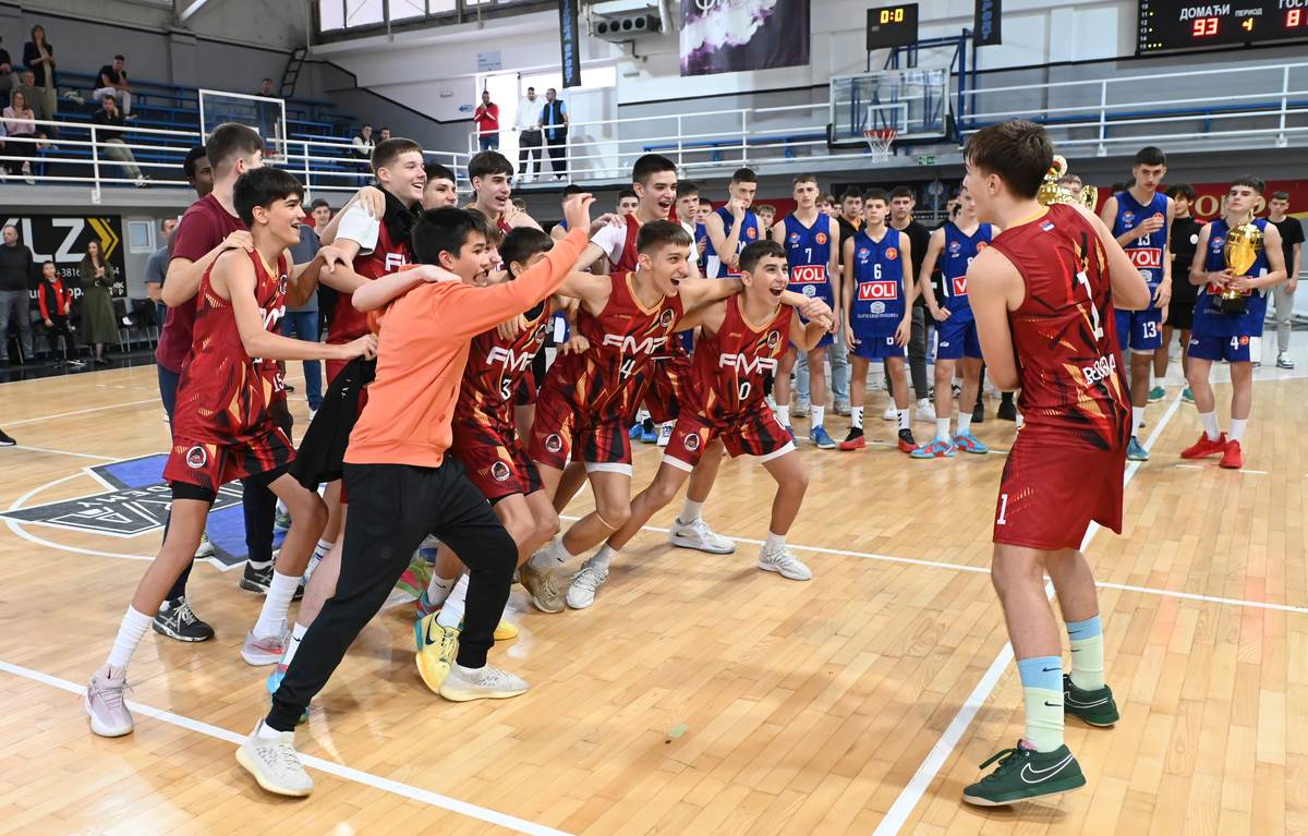 Mladi košarkaši FMP-a na memorijalnom turniru Dejan Milojević