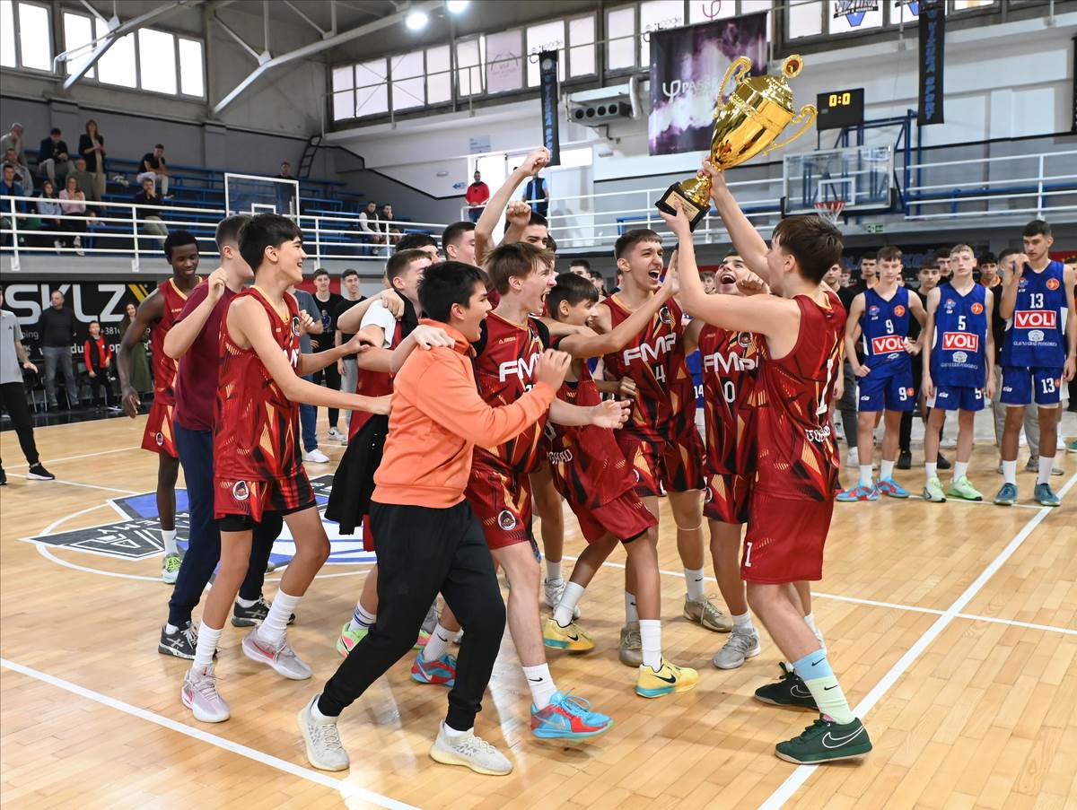 Mladi košarkaši FMP-a na memorijalnom turniru Dejan Milojević