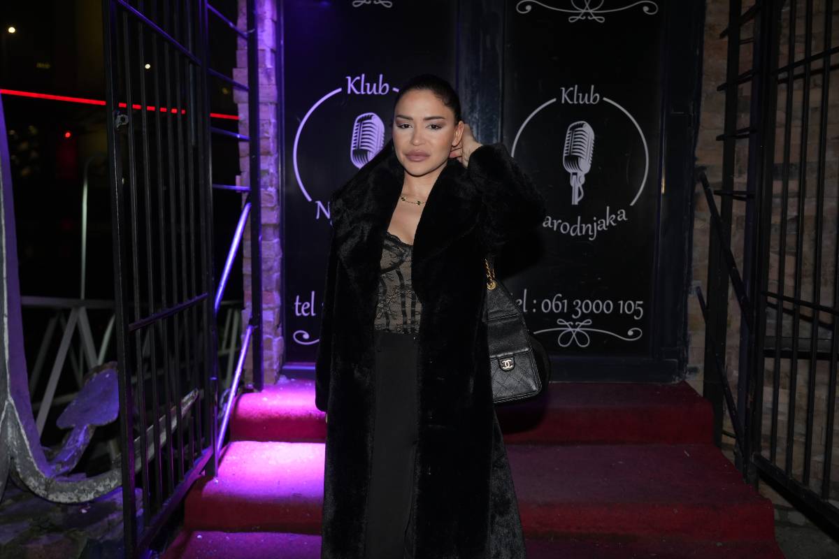 Aleksandra Mladenović