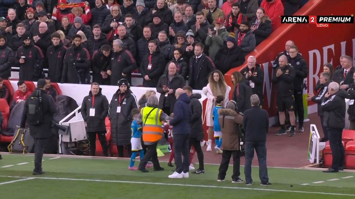 Deca i supruga Dijoga Žote na Enfildu  (6).jpg