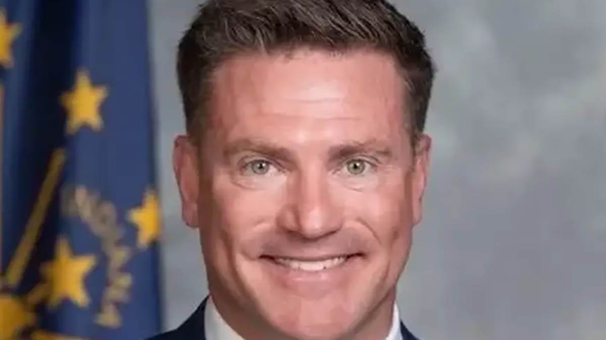 Trampov senator (2).jpg