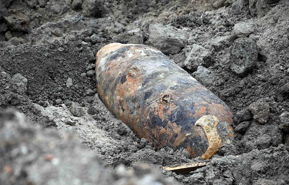 uklanjanje avio bombe (7).jpg