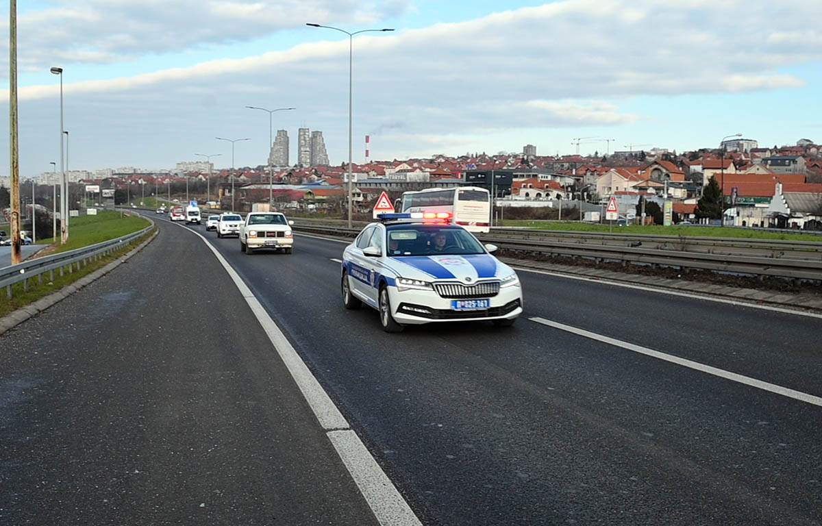 uklanjanje avio bombe (12).jpg