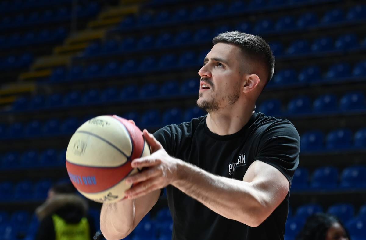 Partizan - Split (2).jpg