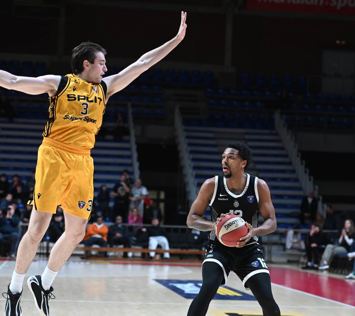 Partizan - Split (16).jpg