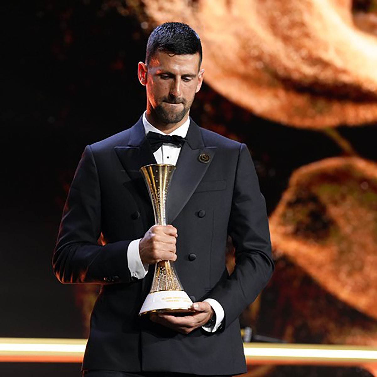 Novak Đoković i Kristijano Ronaldo na Globe Soccer award u Dubaiju (2).jpg