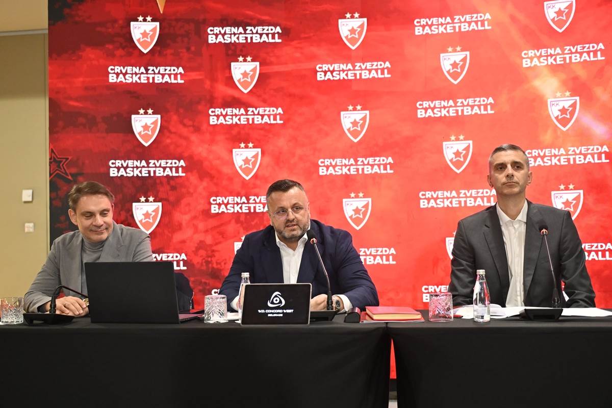 KK Crvena zvezda pres konferencija (1).JPG