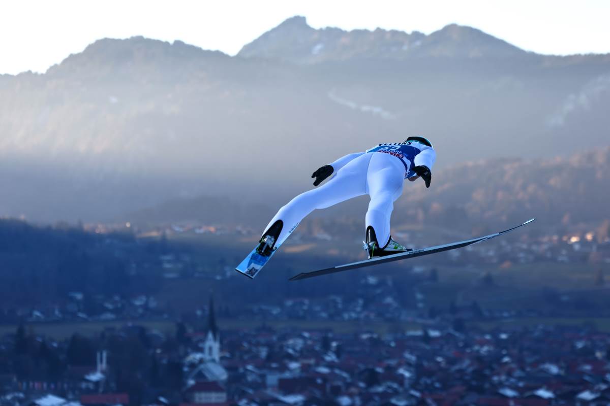 Anže Lanišek Četiri skakaonice