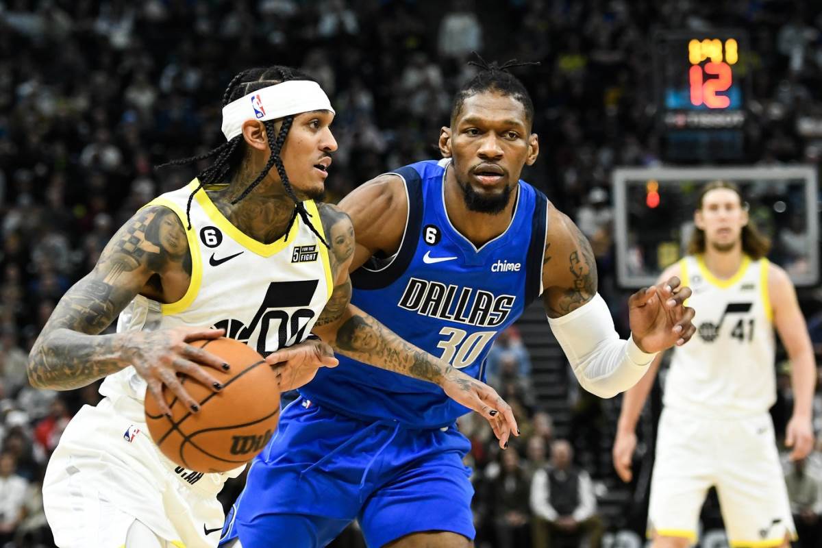 Kris Silva igra odbranu u dresu Dalasa